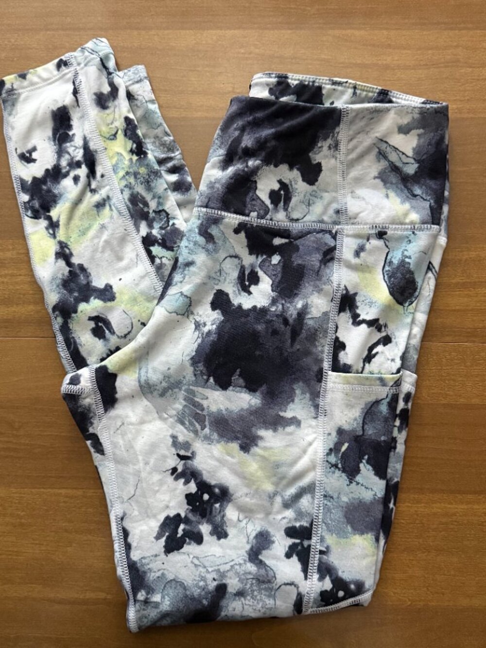 Apana Tie-Dye Athletic Leggings